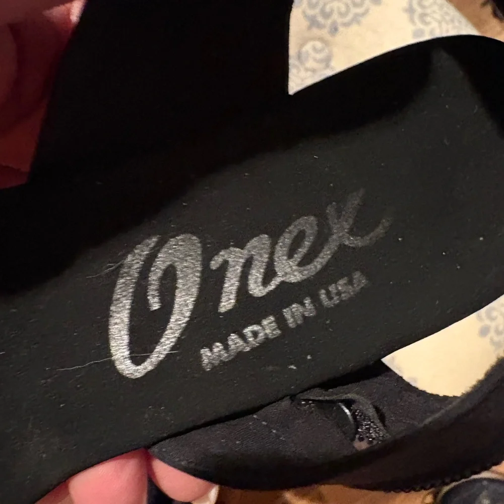 Onex Black and Silver Heels - Picture 9 of 15